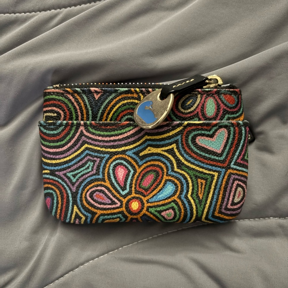 Like New Dooney & Bourke Colorful Leather Coin Purse/Mini Zip Wallet